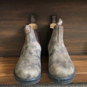 Blundstones 550